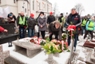 Pawłowice. Na cmentarzu przy pomniku i mogile zbiorowej ofiar Marszu mierci 
